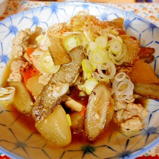 豚コマと高野豆腐と根菜の味噌煮